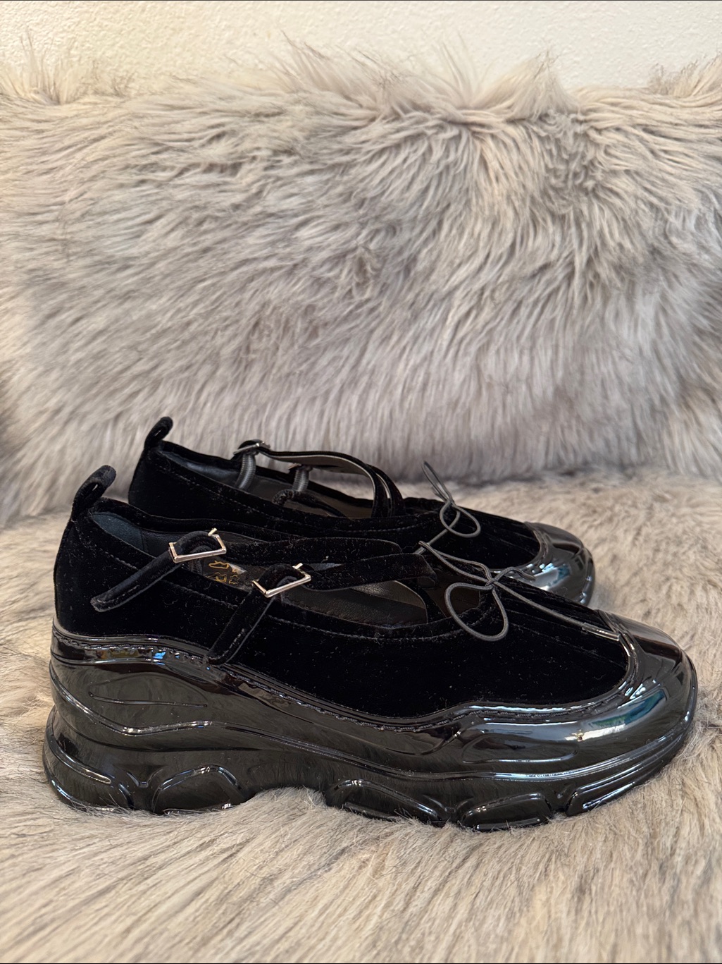 Simone Rocha Black Velvet Patent Platform Mary Jane Sneakers Size 40